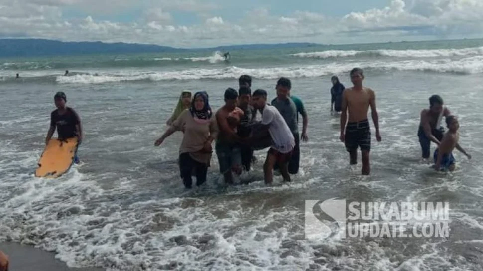 Libur Lebaran 2026 Berubah Mencekam, 4 Wisatawan Jakarta Terseret Ombak di Sawarna Lebak