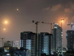 Malam Mencekam di Tel Aviv: Rudal Iran Tanpa Henti Mengguncang Israel
