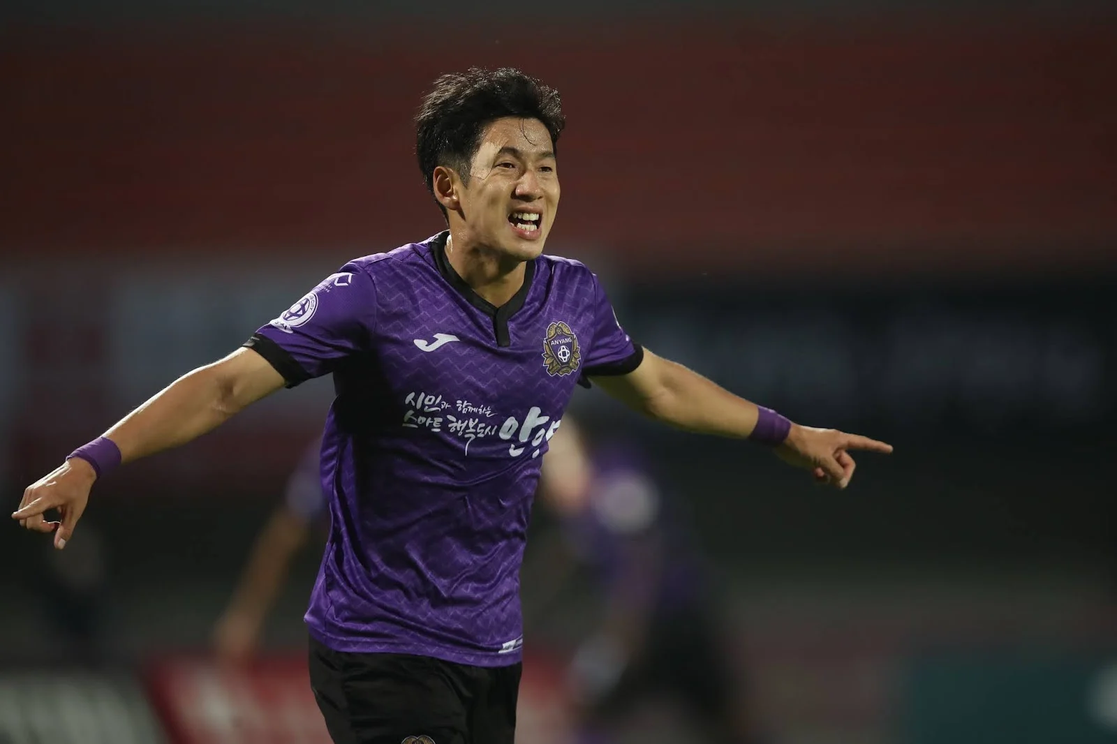 Mateus Menyulap Kemenangan Dramatis FC Anyang Atas Jeju United di Menit Akhir