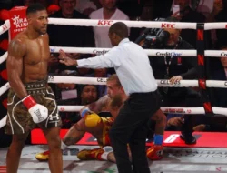 Mayweather dan Pacquiao Rencanakan Laga Eksibisi, Lokasi Masih Belum Ditetapkan
