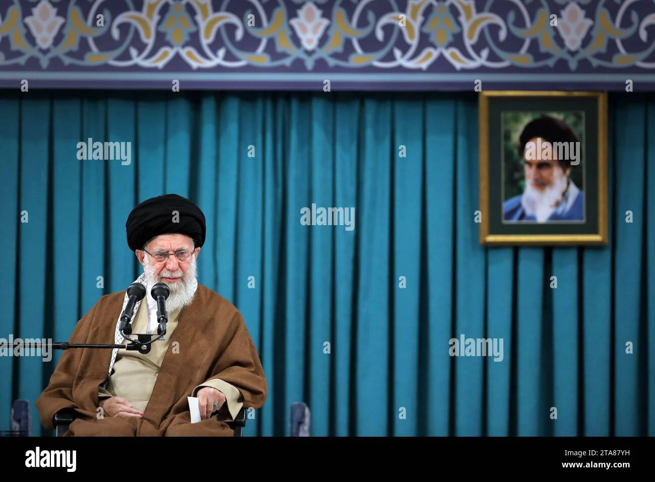 Meninggalnya Ayatollah Khamenei Pecah: Reaksi Politik Regional, Dinamika Suksesi, dan Dampak Geopolitik