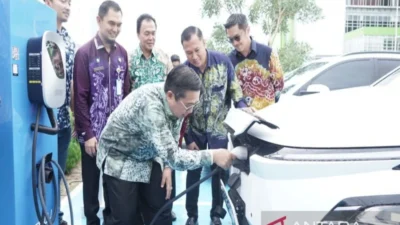 Menkeu Purbaya Angkat Suara: Insentif Kendaraan Listrik Terancam Batal, Pemerintah Cari Jalan Keluar demi Stabilitas APBN