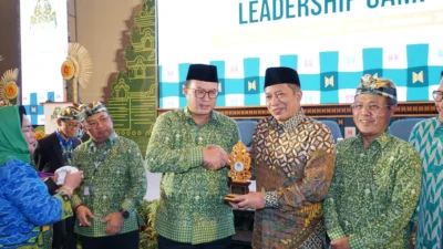Menkop Ferry Dorong UMKM Isi 4.000 Produk di Gerai Ritel Kopdes Merah Putih, Peluang Besar Bagi Ekonomi Kerakyatan