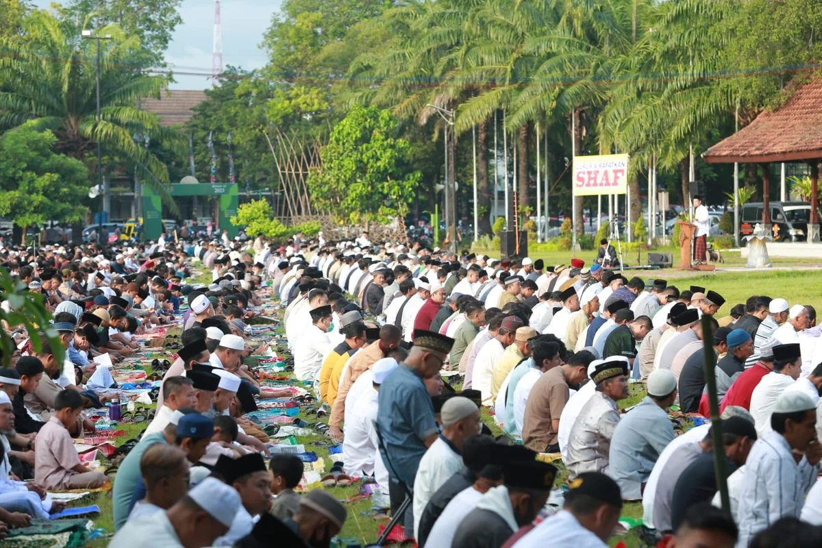 Muhammadiyah Lebak Gelar Salat Idulfitri di Masjid Muhajirin Narimbang, Jamaah Padati Lokasi