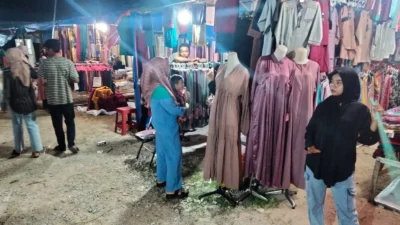 Mukena Pink Viral: Dari Video Misteri Hingga Tren Bazar Ramadan di Jakarta