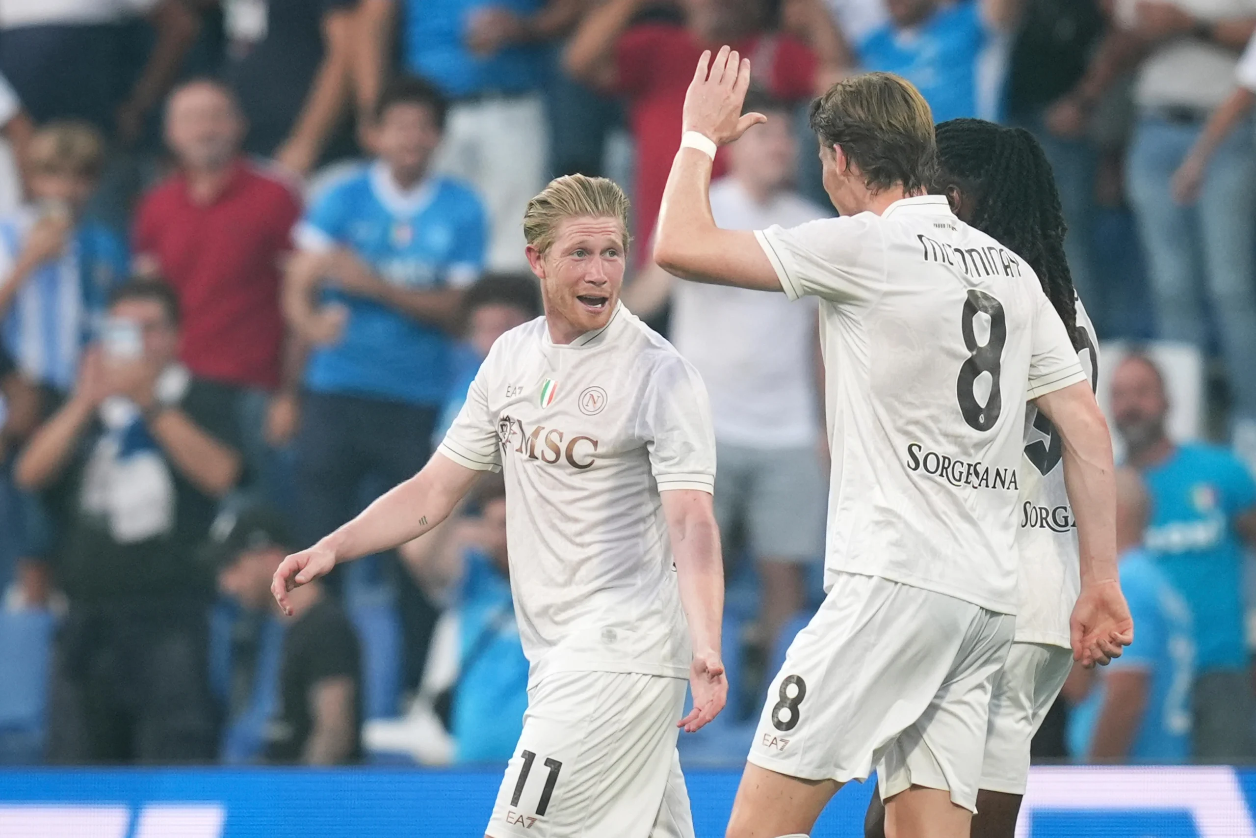 Napoli Gigit Kemenangan: De Bruyne Kembali, McTominay Bersinar, dan Duel Epik Menghadapi Lecce
