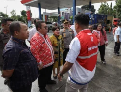 Panic Buying BBM di Kalbar Meledak! Tito Luncurkan Perintah Tegas untuk Redam Krisis