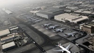 Penerbangan di Bandara Internasional Dubai Terganggu Usai Kebakaran Akibat Serangan Drone