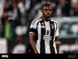 Pierre Kalulu: Bintang Juventus yang Dikejar Liverpool, MU, dan Terperangkap Kontroversi Wasit