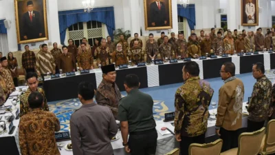 Prabowo Dorong Penghematan BBM, WFH, dan Potong Gaji dalam Sidang Kabinet Paripurna Menjelang Lebaran 2026