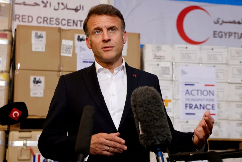 Prancis Manfaatkan Tenaga Nuklir untuk Pusat Data AI, Ungkap Macron