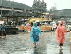 Prediksi Cuaca Indonesia Hari Ini: Hujan di Bali, Berawan di Surabaya, dan UV Tinggi di Jawa Barat