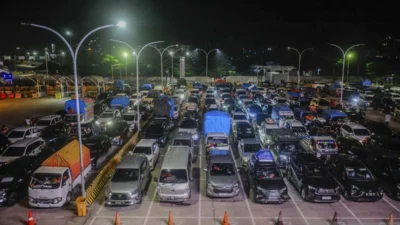 Puncak Arus Mudik 2026: 18 Ribu Kendaraan Padati Pelabuhan Merak dalam Semalam