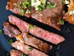 Rahasia Garlic Butter Beef Wangi Gurih: Teknik Bawang Putih dan Marinasi yang Membuat Selera Meletup!