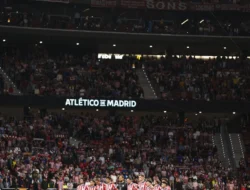 Rayo Vallecano Menang Telak 3-0 atas Real Oviedo, Jauh dari Ancaman Degradasi dan Perpisahan Ikonik Oscar Trejo