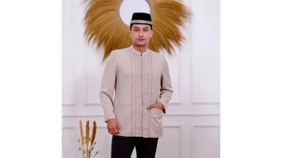Refleksi Diri Lucinta Luna: Salat Idulfitri dengan Busana Pria di Seoul