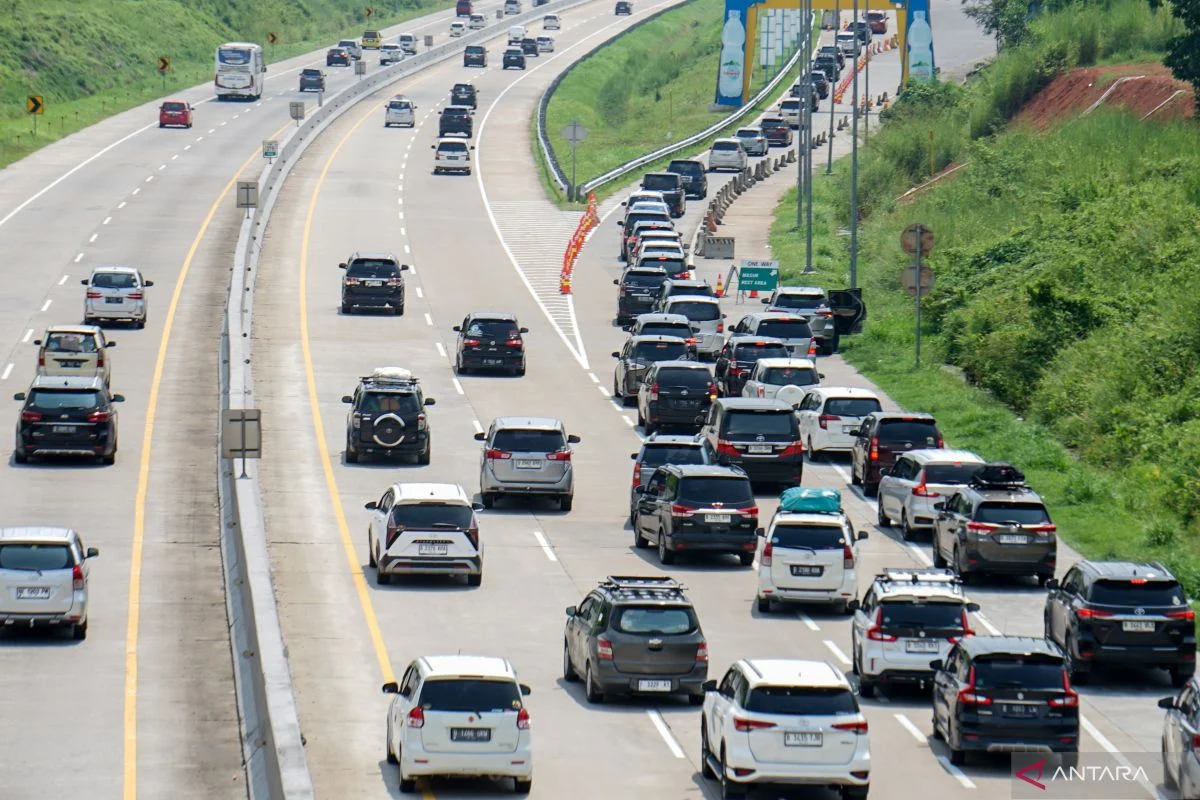 Rest Area Berpanorama Laut Hadir di Tol Batang saat Arus Mudik