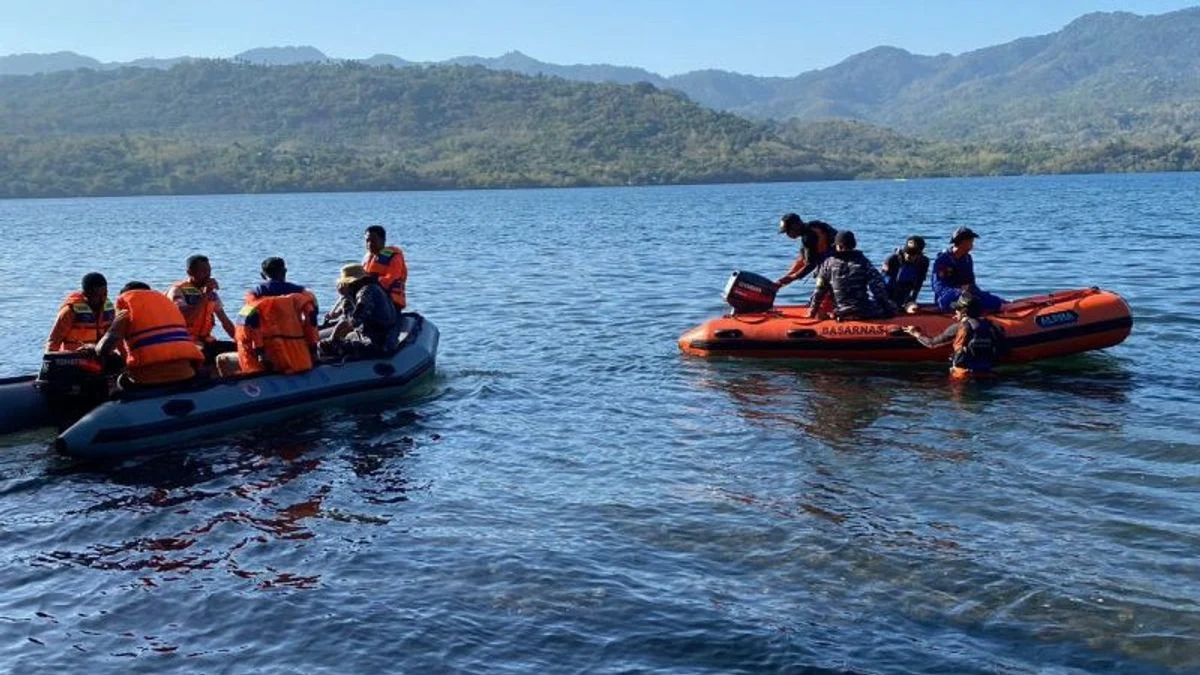 Sampan Dihantam Gelombang Tinggi, Dua Nelayan Flores Timur Tewas saat Memancing