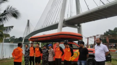 SAR Gabungan Gelar Operasi Pencarian Pria Diduga Lompat dari Jembatan 5 Barelang, Batam