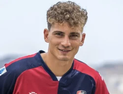 Sebastiano Esposito Buka Laga dengan Gol Penentu, Cagliari Tumbang 1-2 di Kandang Como
