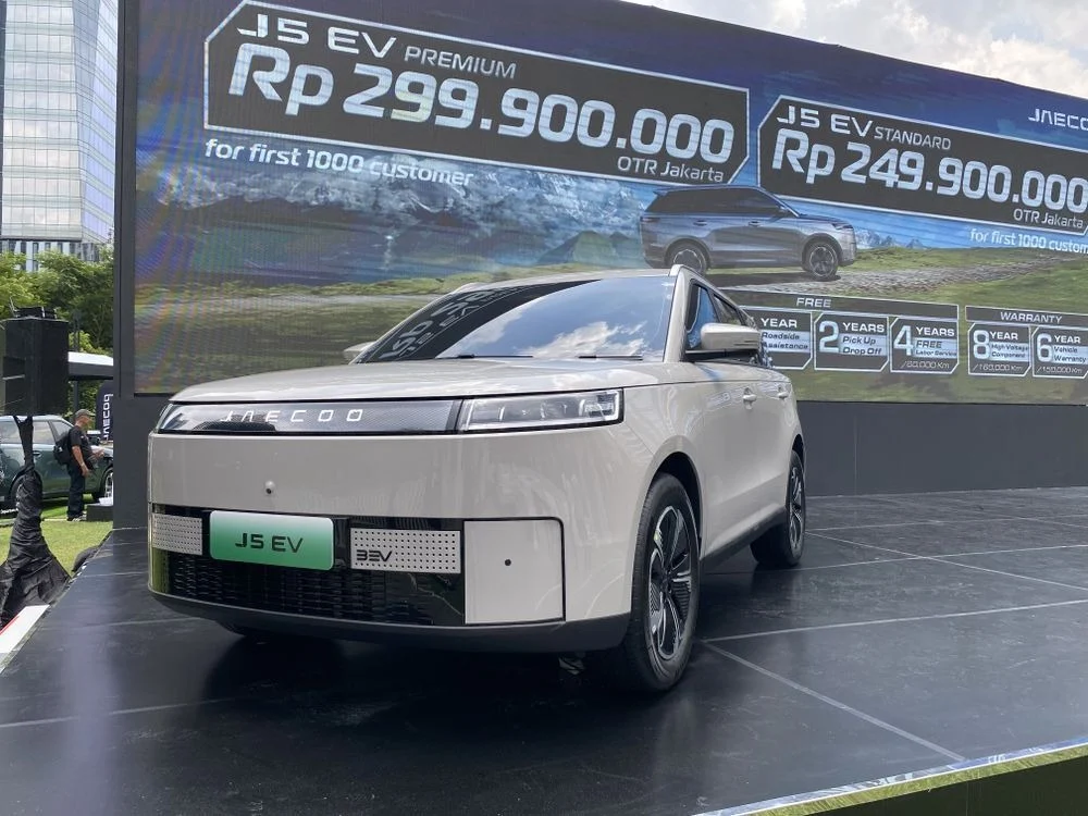 Simulasi Biaya Operasional Mobil PHEV dan Listrik Jaecoo