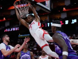 Spurs Tundukkan Rockets, Kevin Durant Tunjukkan Bahasa Tubuh; Rockets Bangkit Kembali dengan Kemenangan Telak atas Raptors