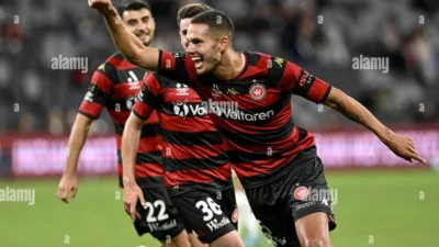 Stoppage Time Heroics: Newcastle Jets Meraih Comeback Dramatis 2-1 atas Western Sydney Wanderers