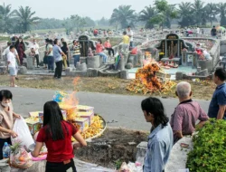 Tradisi Cheng Beng: Etnis Tionghoa Padati Pekuburan di Sumatera Utara