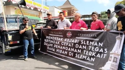 Usut Tuntas Dugaan KKN Dana Hibah Pramuka di Kwartir Cabang OKU Selatan Tahun 2022–2024 Diduga Merugikan Negara Milyaran, SIRA Gelar Aksi di Kejati Sumsel