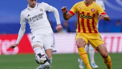 Valverde Penyelamat Real Madrid: Gol Menit Akhir Bawa Los Blancos Kembali Ke Puncak La Liga