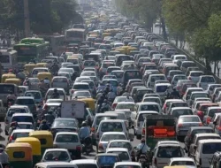 5 Faktor Utama Aki Motor Cepat Tekor di Lalu Lintas Macet Panjang – Simak Penjelasannya!