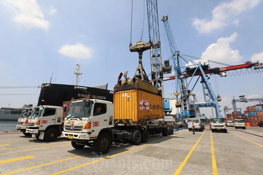 Adil Karim Desak Terminal Peti Kemas Tanjung Priok Kurangi Kuota Gate Pass, Dinilai Langgar SLA/SLG