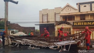 Angin Kencang Mengguncang Klaten: 18 Desa Terdampak, Ratusan Warga Terpaksa Evakuasi