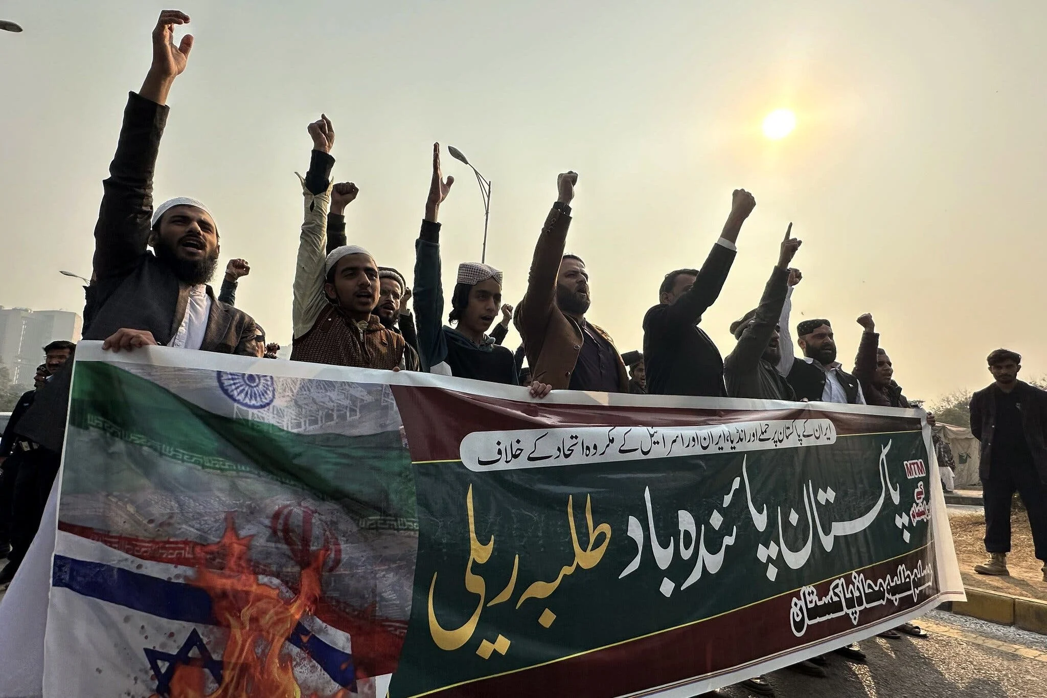 Araghchi Berangkat ke Islamabad, Isyarat Terobosan Perundingan AS‑Iran