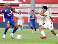 Arema FC Menang 1-0 atas Persita Tangerang lewat Tendangan Bebas Gustavo Franca