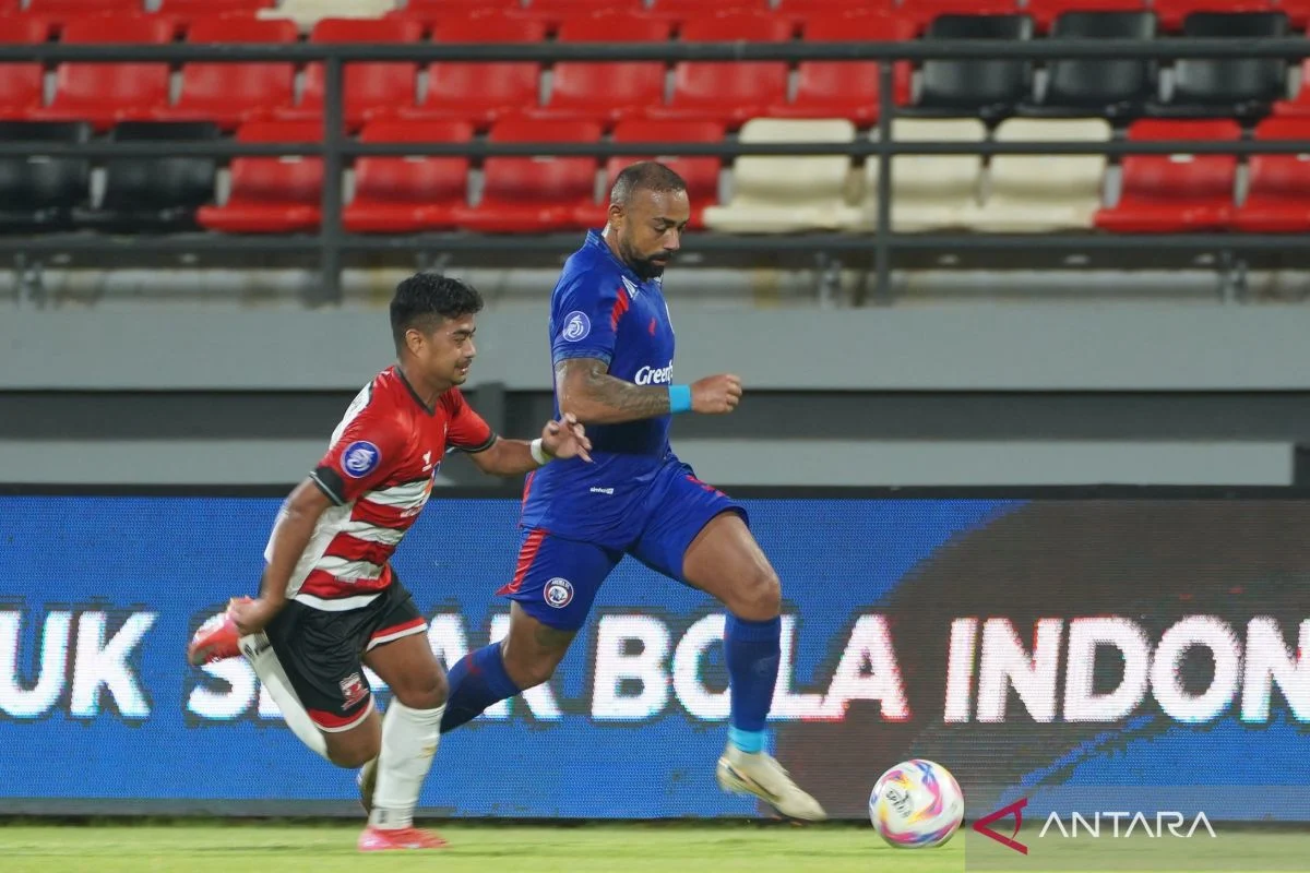 Arema FC Rajai Tiga Poin, Naik ke Peringkat 9 dan Mengincar 10 Besar Liga