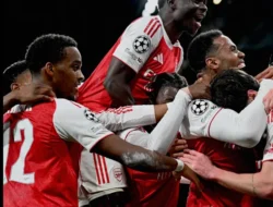 Arsenal Genggam Puncak, Spurs Terpuruk: Drama Klasemen Liga Inggris Menjelang Akhir Musim