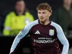 Aston Villa Guncang Masa Depan: Renovasi North Stand, Krisis Keuangan, dan Risiko Kepindahan Emery