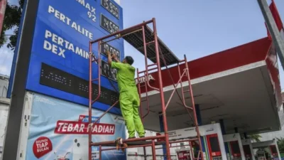 Bangladesh Naikkan Harga Bahan Bakar hingga 15% Akibat Perang Iran