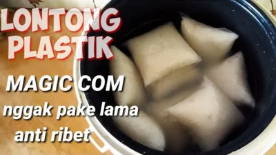 Begini Cara Bikin Lontong di Magic Com, Cuma Modal Plastik