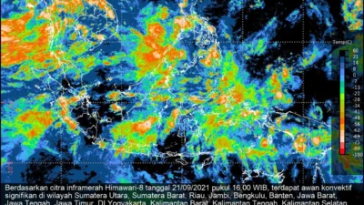 BMKG Ingatkan Cuaca Ekstrem di Masa Pancaroba 17-23 April 2026: Aceh hingga Papua Siaga