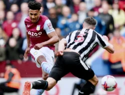 Bologna Kalah 1-3 dari Aston Villa di Renato Dall'Ara, Ollie Watkins Cetak Brace
