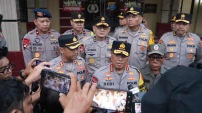 Bupati Tapteng Akui Layanan Pascabencana Belum Optimal, Janjikan Perbaikan