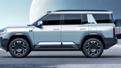 Dikabarkan Bakal Masuk Indonesia, Intip Spesifikasi SUV Denza B8
