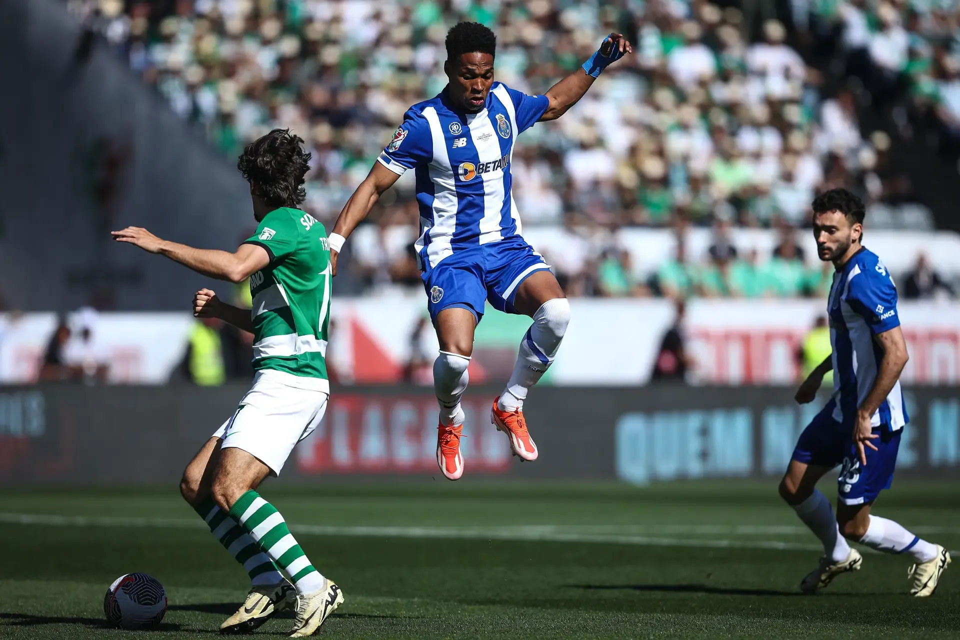 Drama 0-0 Porto vs Sporting: Lions Tahan Tekanan, Pastikan Tiket Final Taça de Portugal