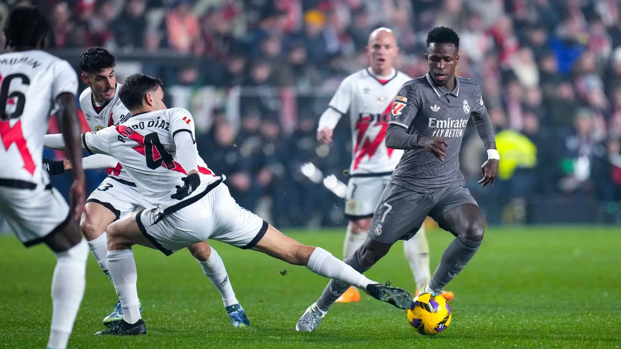 Drama Epik AEK Athens vs Rayo Vallecano: Pertarungan Dua Raksasa di Panggung Liga Europa