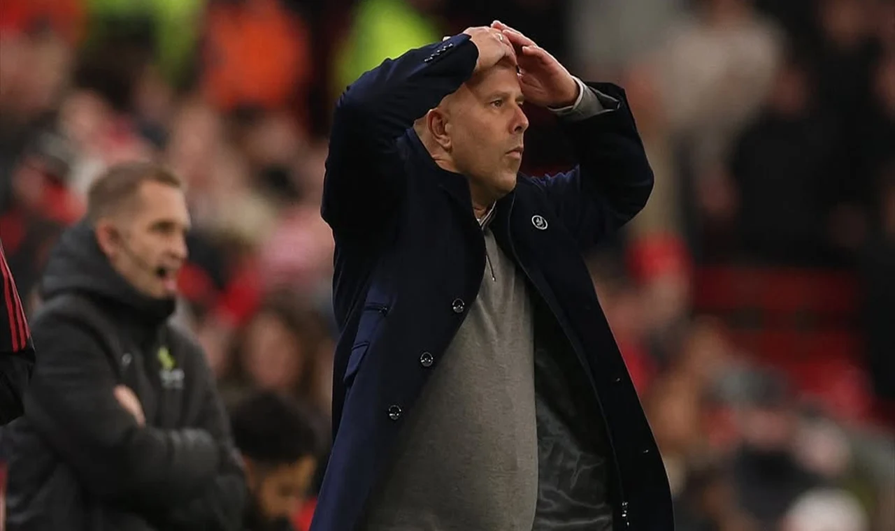 Drama Liverpool: Arne Slot Di Bawah Tekanan, Nasibnya Tergantung Tiket Champions League