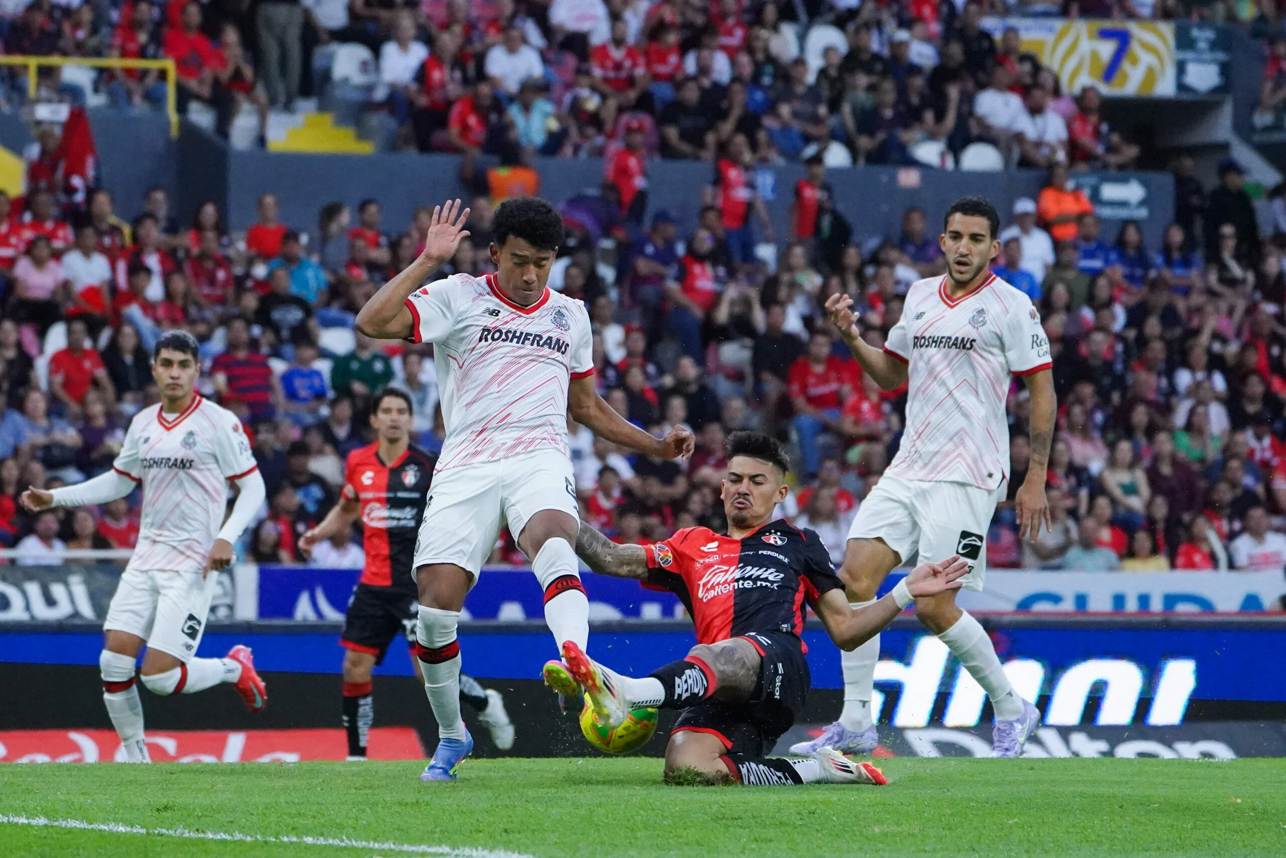 Drama Menegangkan Atlas vs UANL: Siapa yang Akan Kuasai Posisi Playoff di Clausura 2026?