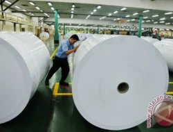 Dukung Industri Pulp dan Kertas, PLN Pasok Listrik ke Pabrik Indah Kiat Pulp & Paper Karawang Mill