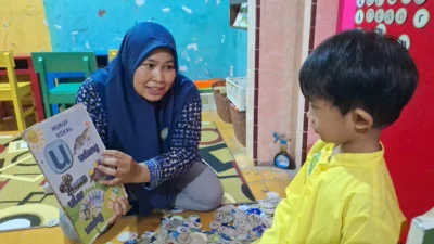 Eni Guncang Dunia Sosial: Dari Sampah Kota hingga Mainan Kardus, Inovasi yang Mengubah Ekonomi Keluarga